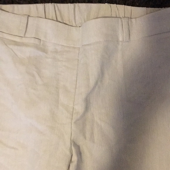 Capri pants - Picture 2 of 3